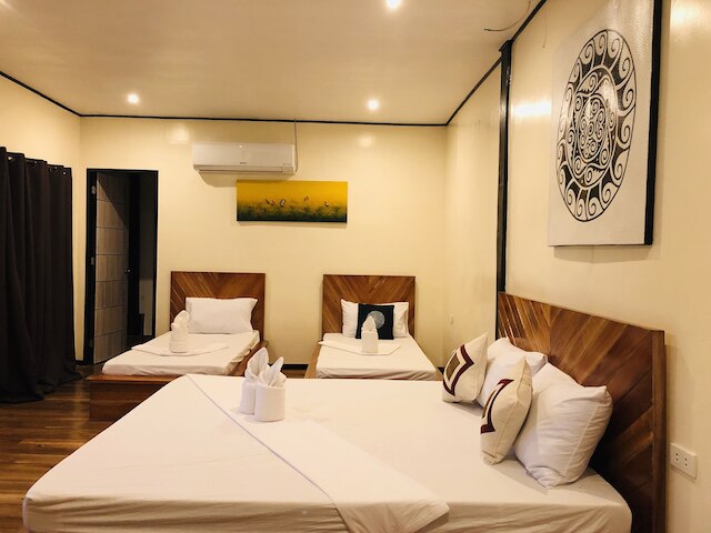 キーラ ツーリスト イン