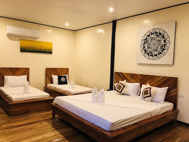 キーラ ツーリスト イン