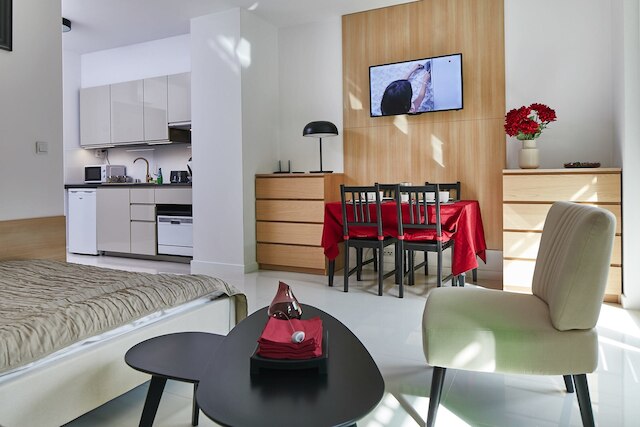 プラガ エレガント スタジオ