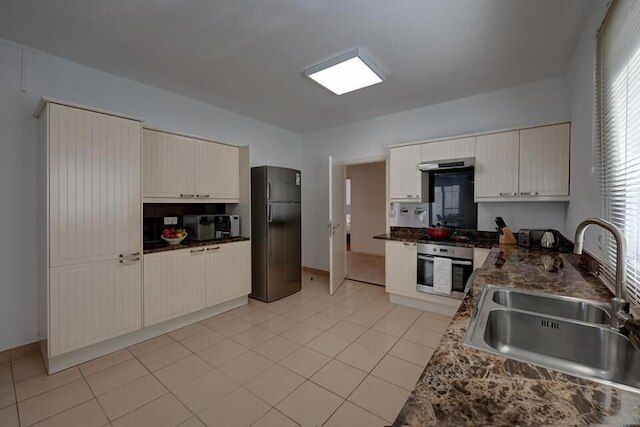 J5フォーベッドルームヴィラ イン アルワスル ファミリーステイオンリー