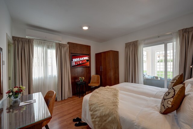 J5フォーベッドルームヴィラ イン アルワスル ファミリーステイオンリー