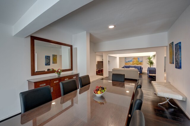 J5フォーベッドルームヴィラ イン アルワスル ファミリーステイオンリー