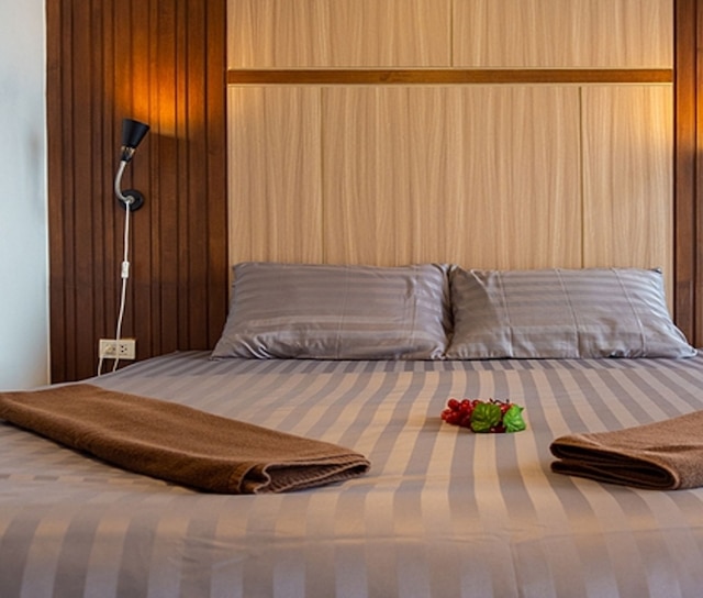 ザ ダイヤモンド 789 ミンブリー