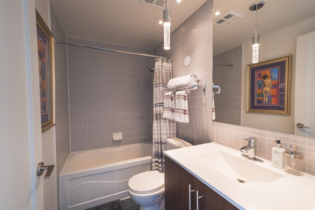 スタニング スイート ラグジュリアス ダウンタウン コンド