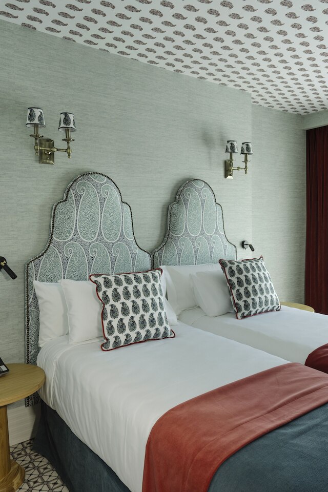 ザ ファースト ワン マドリード プレシアドス