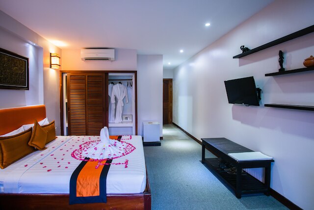 ラタ ブティック