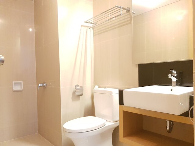 サン アパートメント スマラン