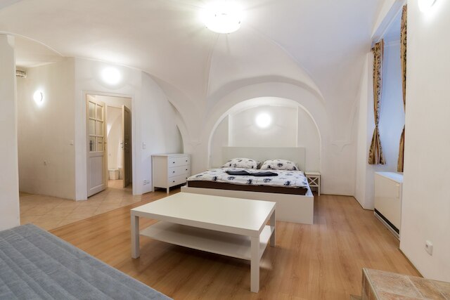 チャールズ ブリッジ エコノミック ホステル