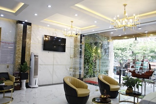 アン グエ ホテル ダナン