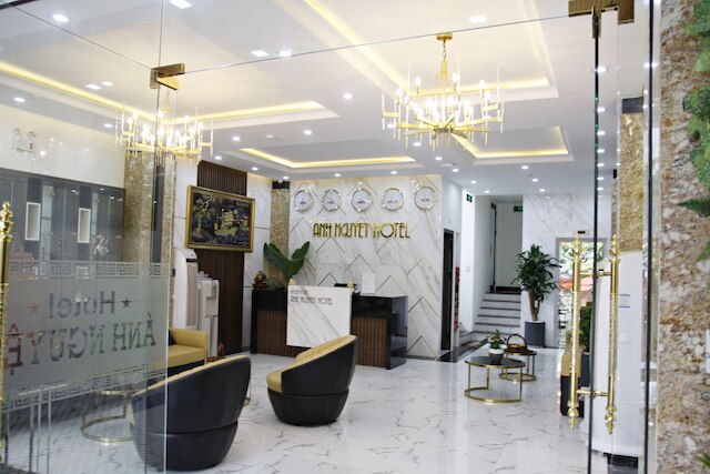 アン グエ ホテル ダナン