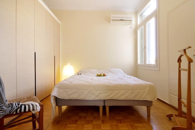 ヒストリック プラカ アパートメンツ