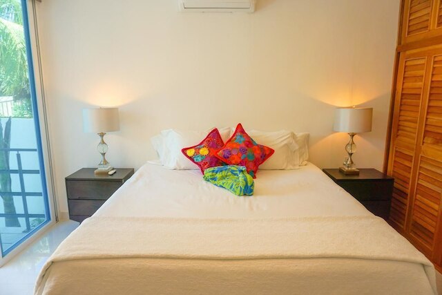 カーサ デ ラ ルナ ロカ バイ スカイラン