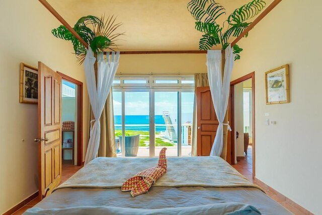 エスペランサ アップステアズ バイ スカイラン