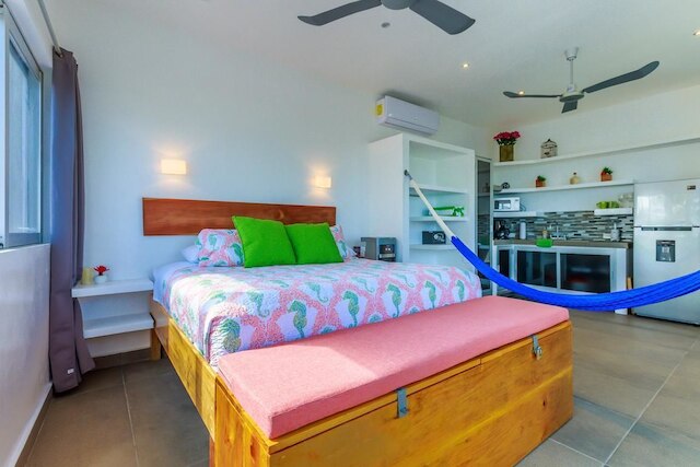 カシタス デ パロマ バイ スカイラン