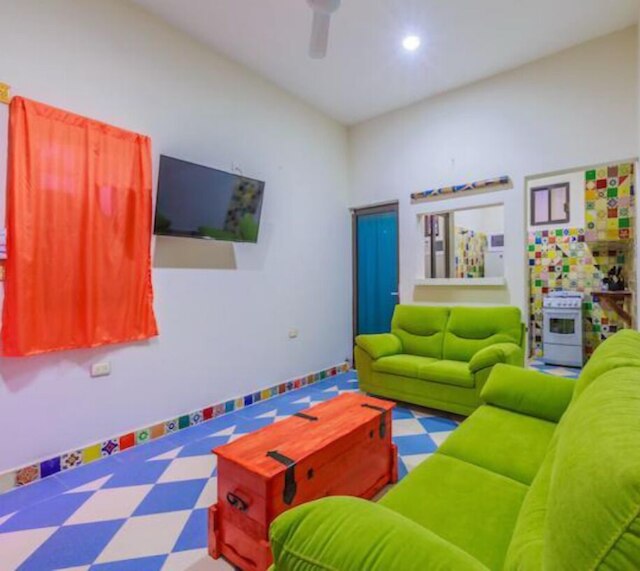 ハウス オブ アート バイ スカイラン