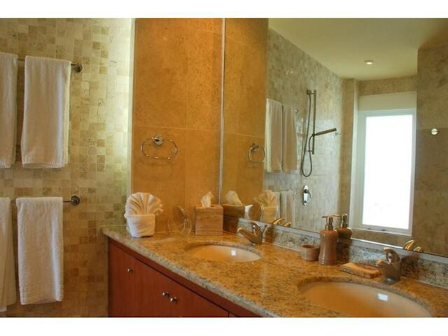 プエルタ アル マール 105 バイ スカイラン