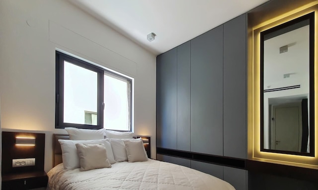 エクスクルーシブ 3 BッドR ニア ロスチャイルド TL40