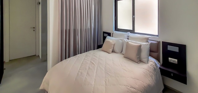 エクスクルーシブ 3 BッドR ニア ロスチャイルド TL40