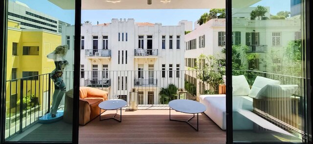 エクスクルーシブ 3 BッドR ニア ロスチャイルド TL40