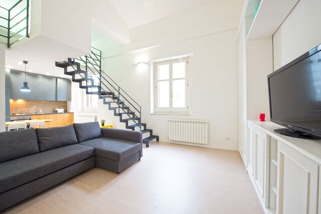 ロフト 18 バイ ワンダフル イタリー