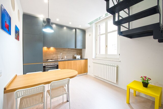 ロフト 18 バイ ワンダフル イタリー