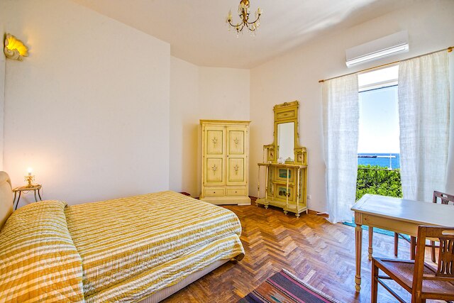 アメイジング シー ビュー イン ヒストリック ビルディング