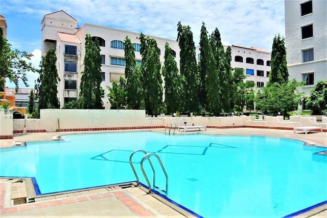 スパニッシュ プレイス コンド パタヤ