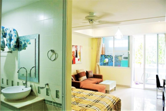 スパニッシュ プレイス コンド パタヤ