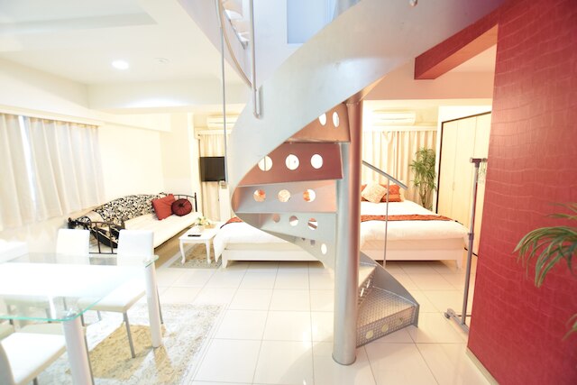 メル・シアター 1102