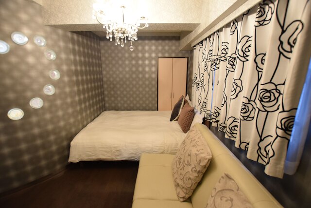 メル・シアター 1102