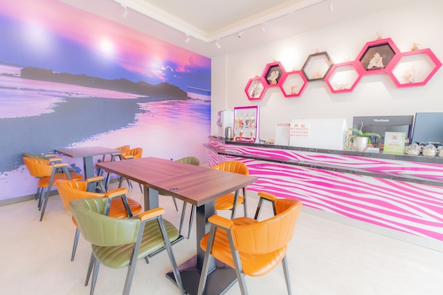 アタミ パンフーワン (熱海澎湖灣)