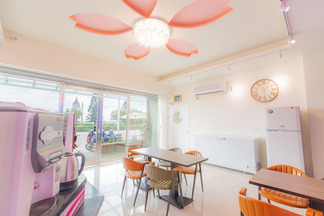 アタミ パンフーワン (熱海澎湖灣)