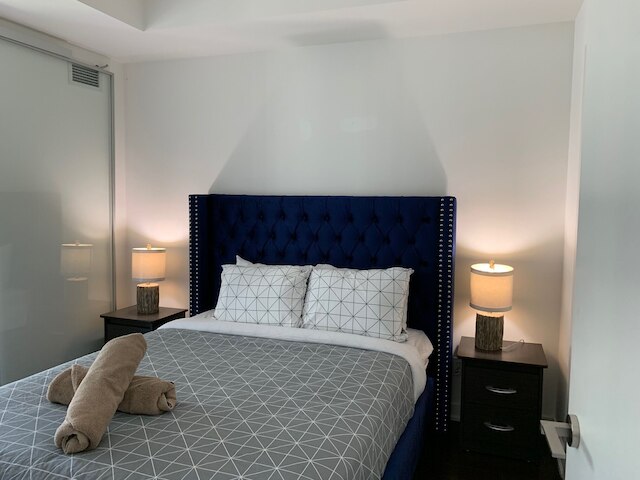 サルカー スイーツ - ダウンタウン ファッション ディストリクト