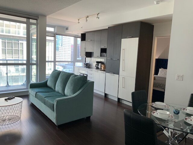 サルカー スイーツ - ダウンタウン ファッション ディストリクト