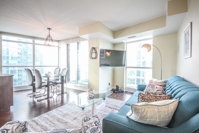 サルカー スイーツ - フォート ヨーク ブールバード