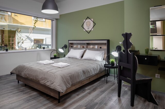 プラカ中心部にあるオートノマス ハウス