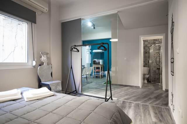 プラカ中心部にあるオートノマス ハウス