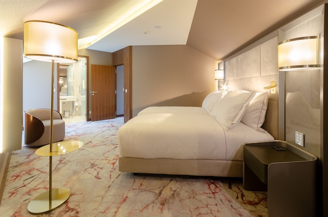 トゥリム ブールバード ホテル