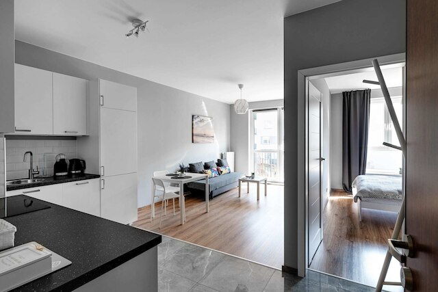 ワルシャワ ヴロチー ブリリアント アパートメント