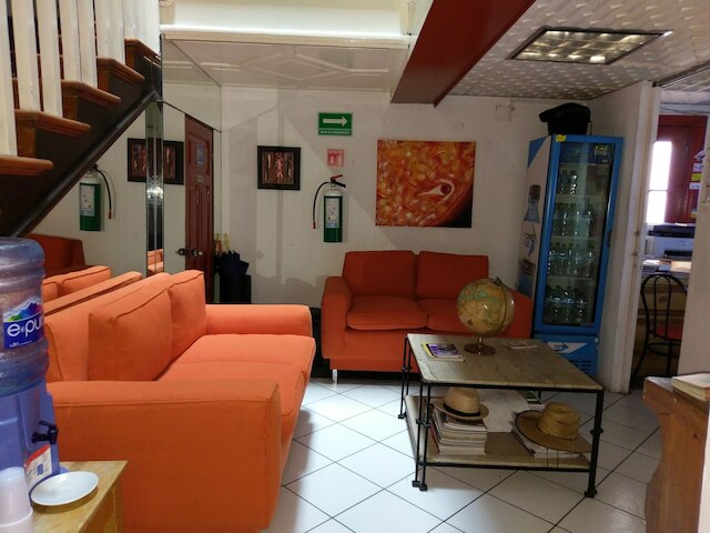 アニス ホスタル