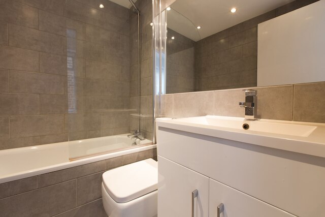 ベイズウォーター アパートメンツ バイ アロ ハウジング