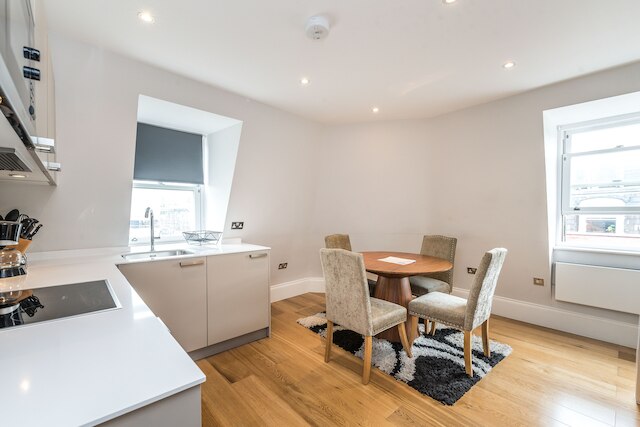 ピカデリー ロフツ バイ アロ ハウジング