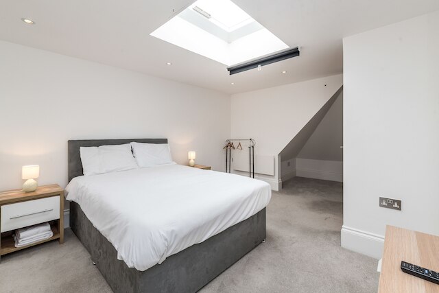 ピカデリー ロフツ バイ アロ ハウジング