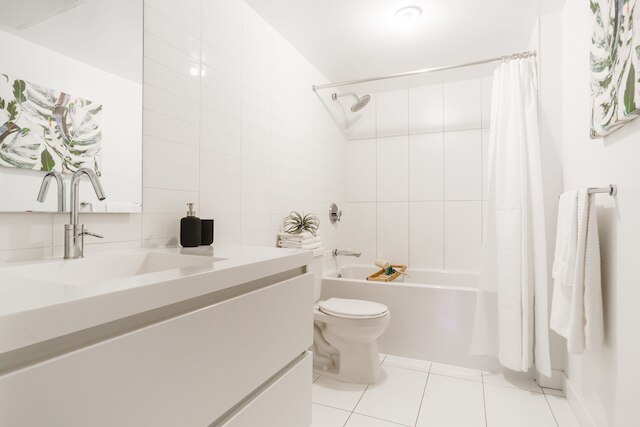 サルカー スイーツ - 75 ヨクイーンズワーフ