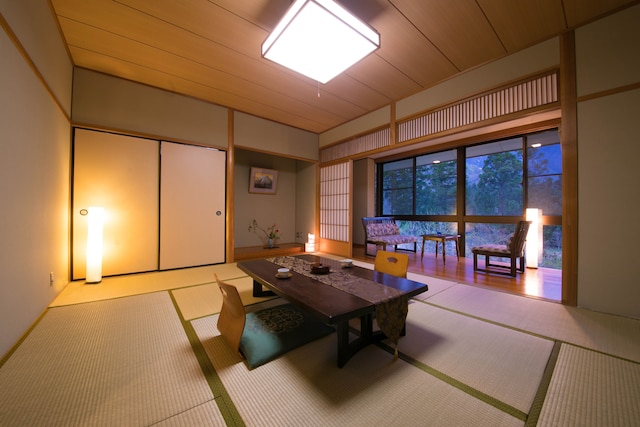 ホテル フレアール和泉