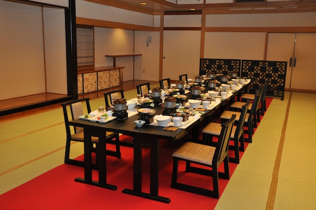 白子温泉 青松庭 白砂