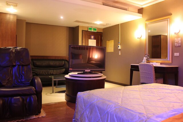 ビバリー コマーシャル モーテル