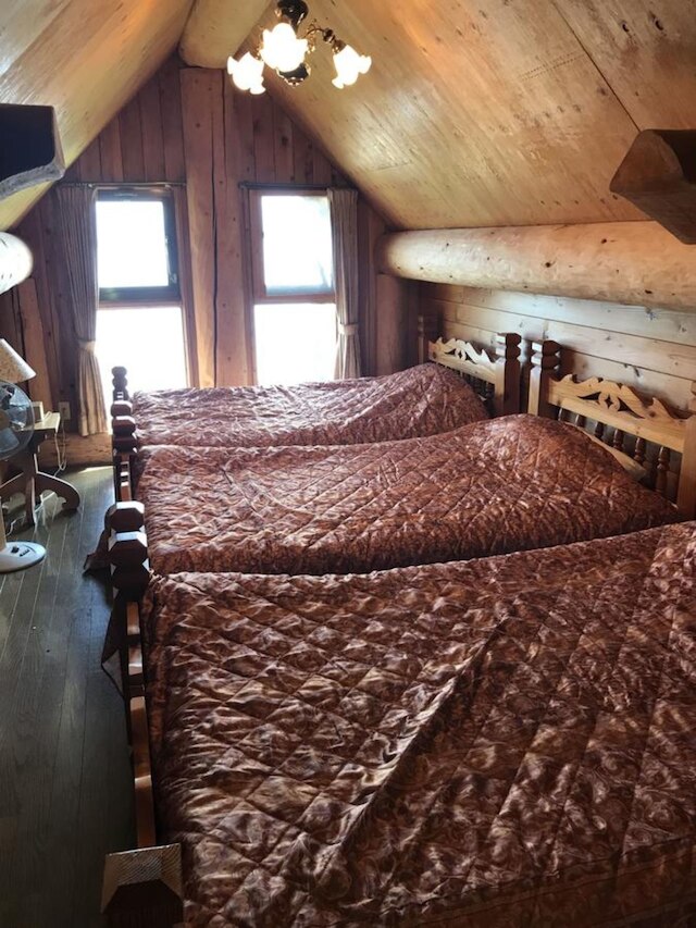 きつつきカナディアンクラブ