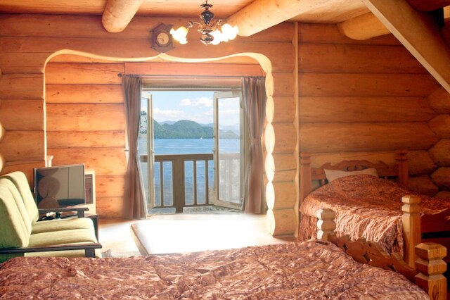 きつつきカナディアンクラブ