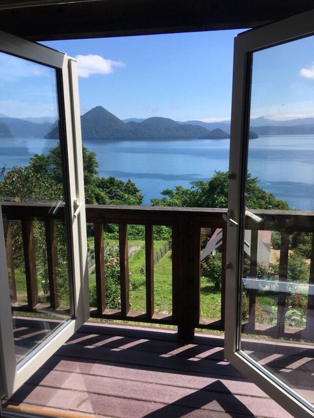 きつつきカナディアンクラブ